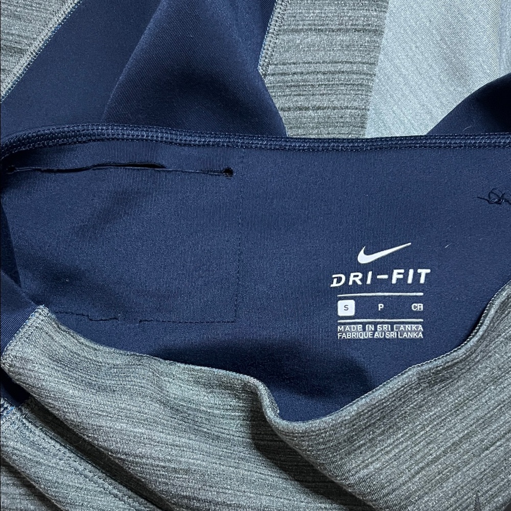 Nike Women's Dri Fit Gray and Blue Training Tights - Picture 17 of 17